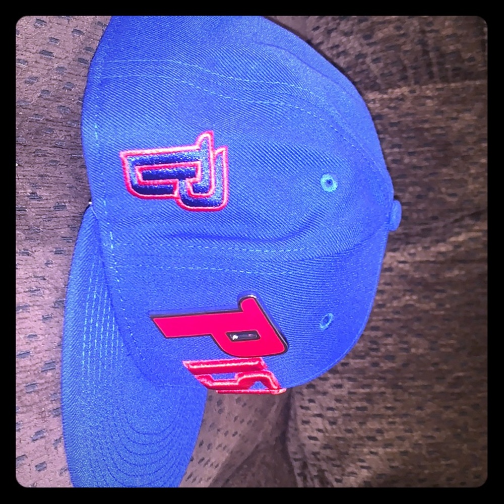 Men’s pistons hat